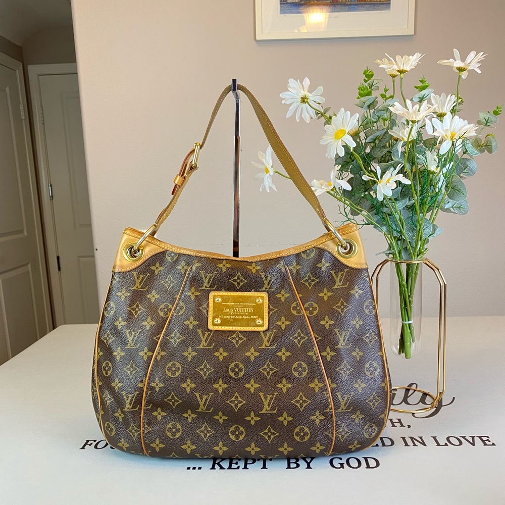 Louis Vuitton Monogram Canvas Galliera PM